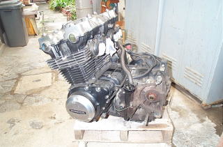 CB750F エンジン